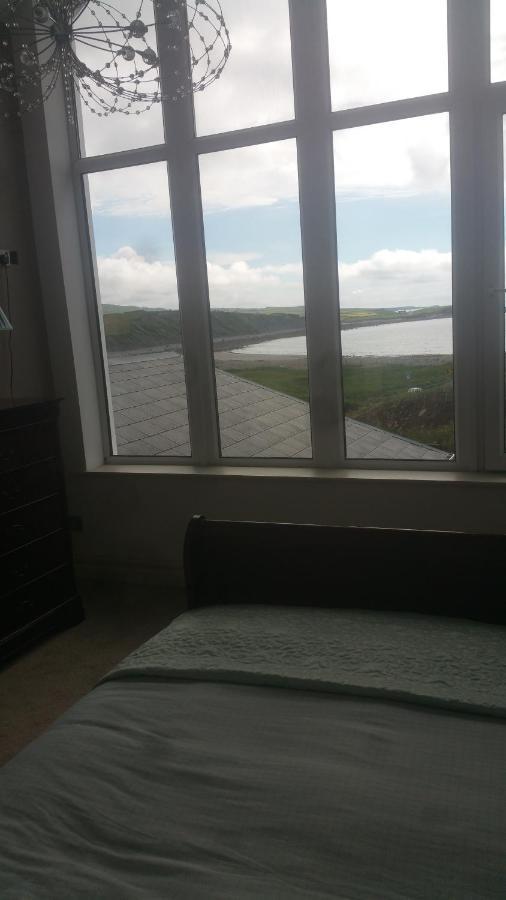 להינץ' Wild Atlantic Lodge Bed & Breakfast מראה חיצוני תמונה