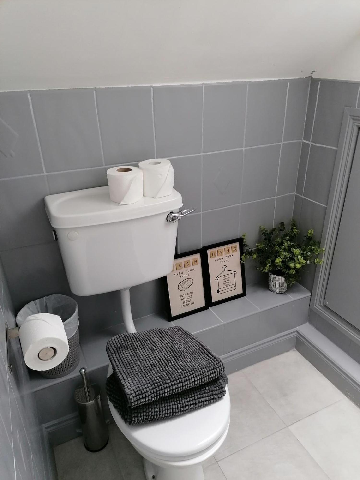 להינץ' Wild Atlantic Lodge Bed & Breakfast חדר תמונה